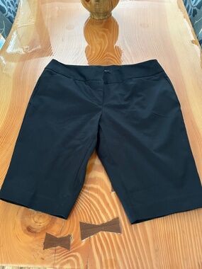 Worthington Ladies Bermuda Shorts - NWT